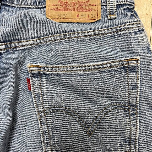 Levis 505 Jeans Men's 30x32 Blue Denim Regular Fit Straight Leg Light Wash - Picture 5 of 10